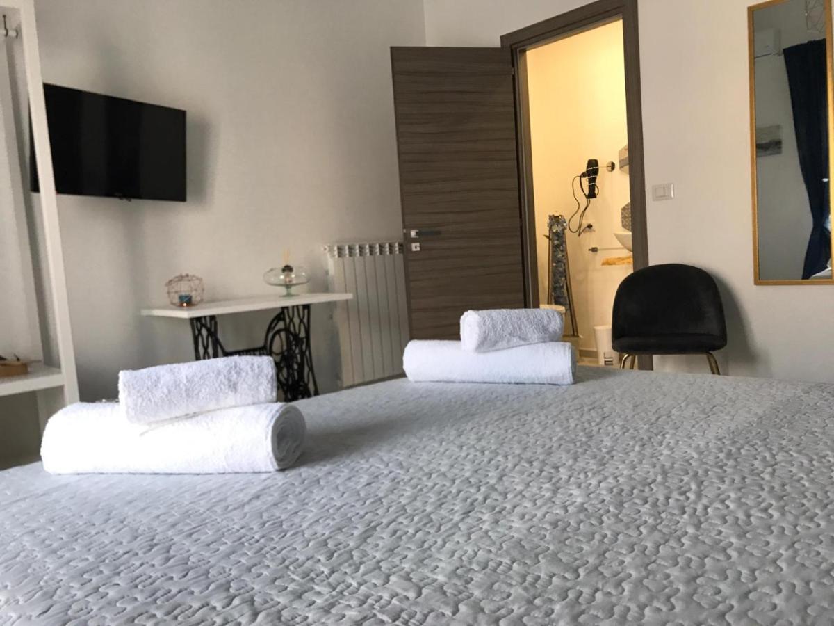 B&B Le Stanze Al Centro Агридженто Экстерьер фото